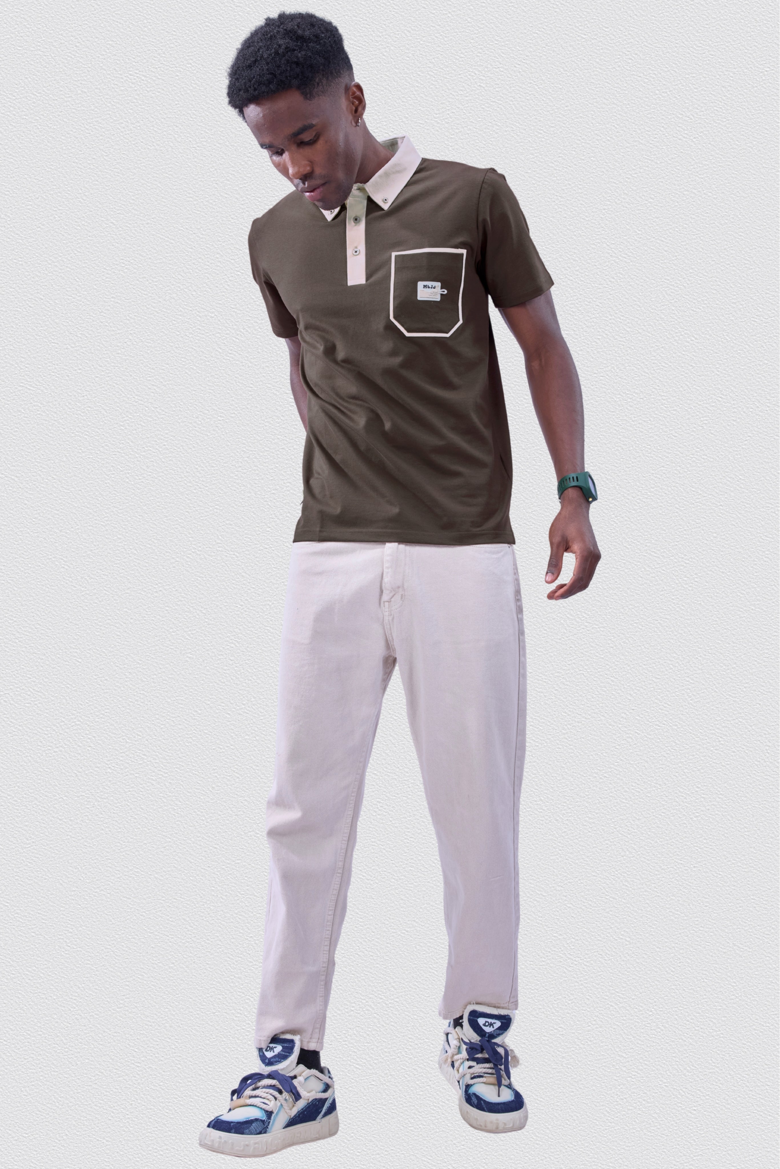 Auraa Timeless - Contrast Collar Polo (Brown)