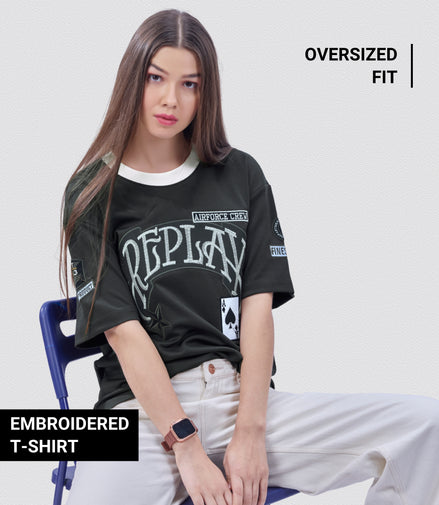 Auraa Replay - Oversized Embroidered T-Shirt (Green)