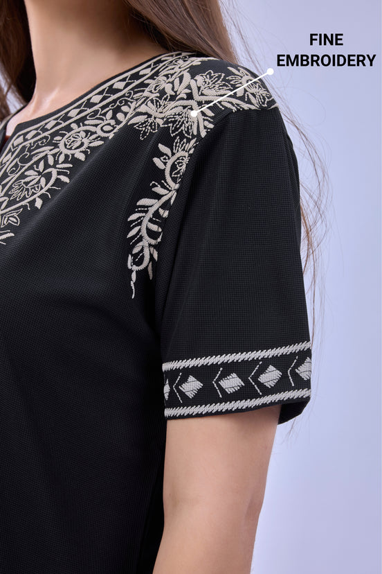 Auraa Woven Legacy - Ethnic Fusion Embroidered Notch Neck T-Shirt (Black)