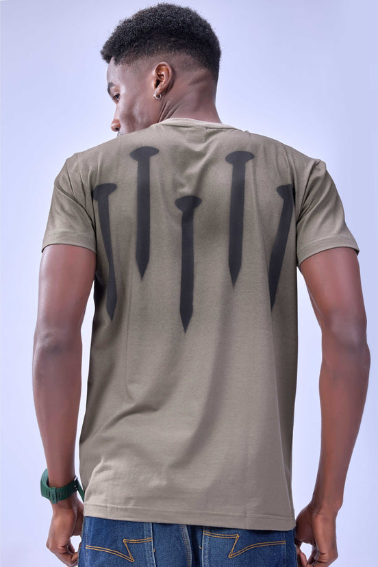 Auraa Ironclad - Airbrush Nail Motif Graphic T-Shirt (Dark Gray)
