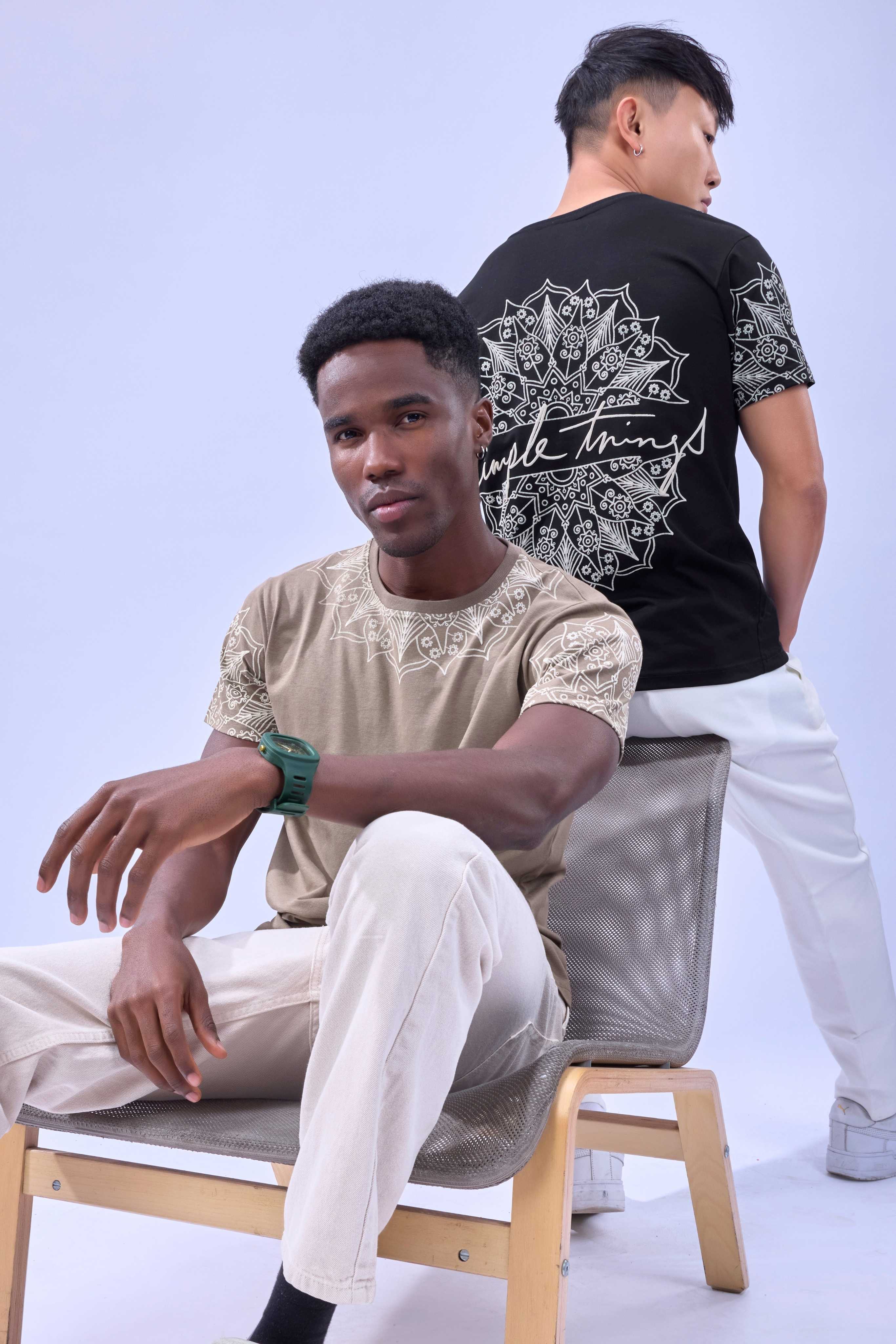 Auraa Simple Things - Velvet Puff Print Regular Fit Graphic T-Shirt (Beige)
