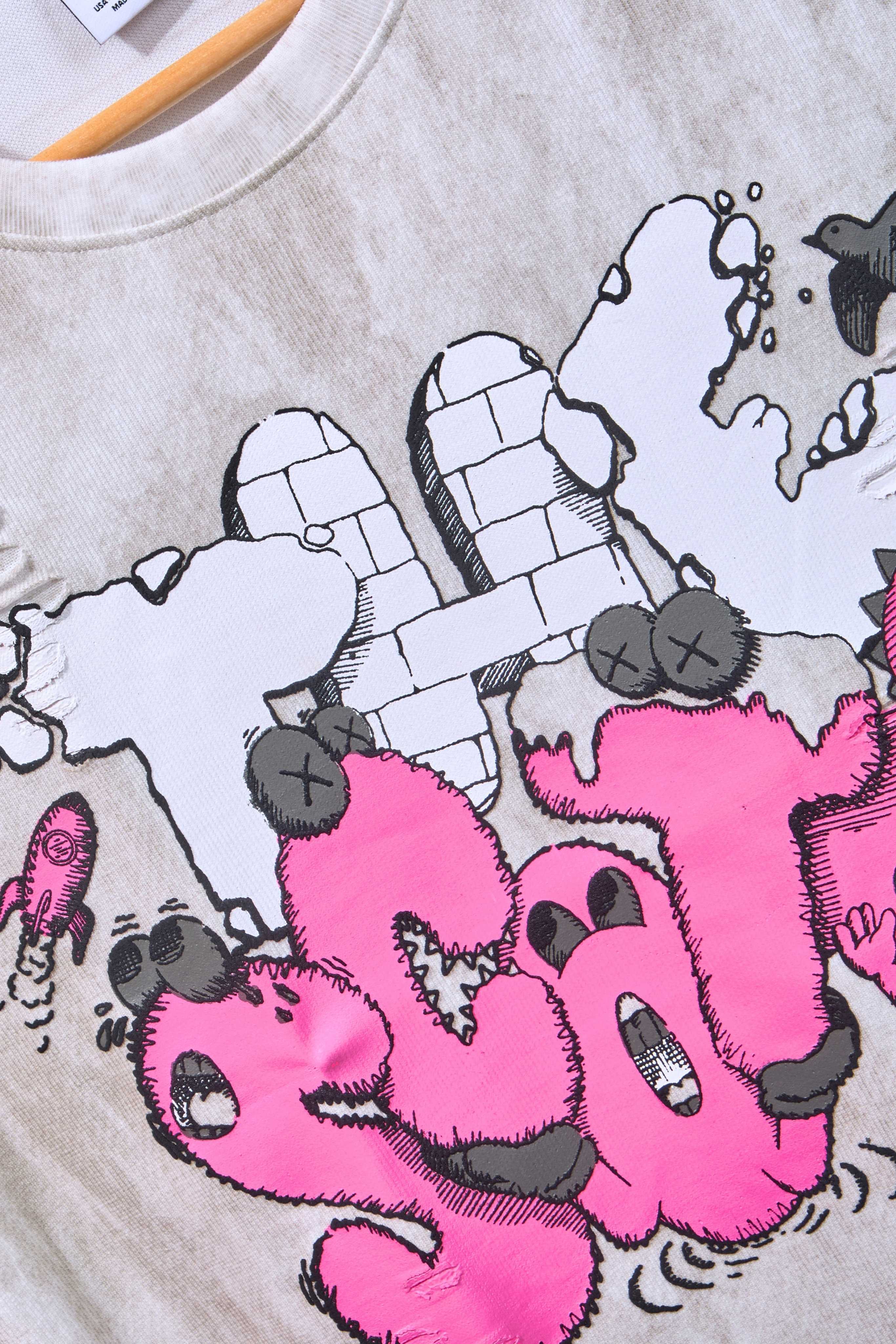 Auraa Bubble Pop - Puff Print Distressed Oversized T-Shirt (Pink)