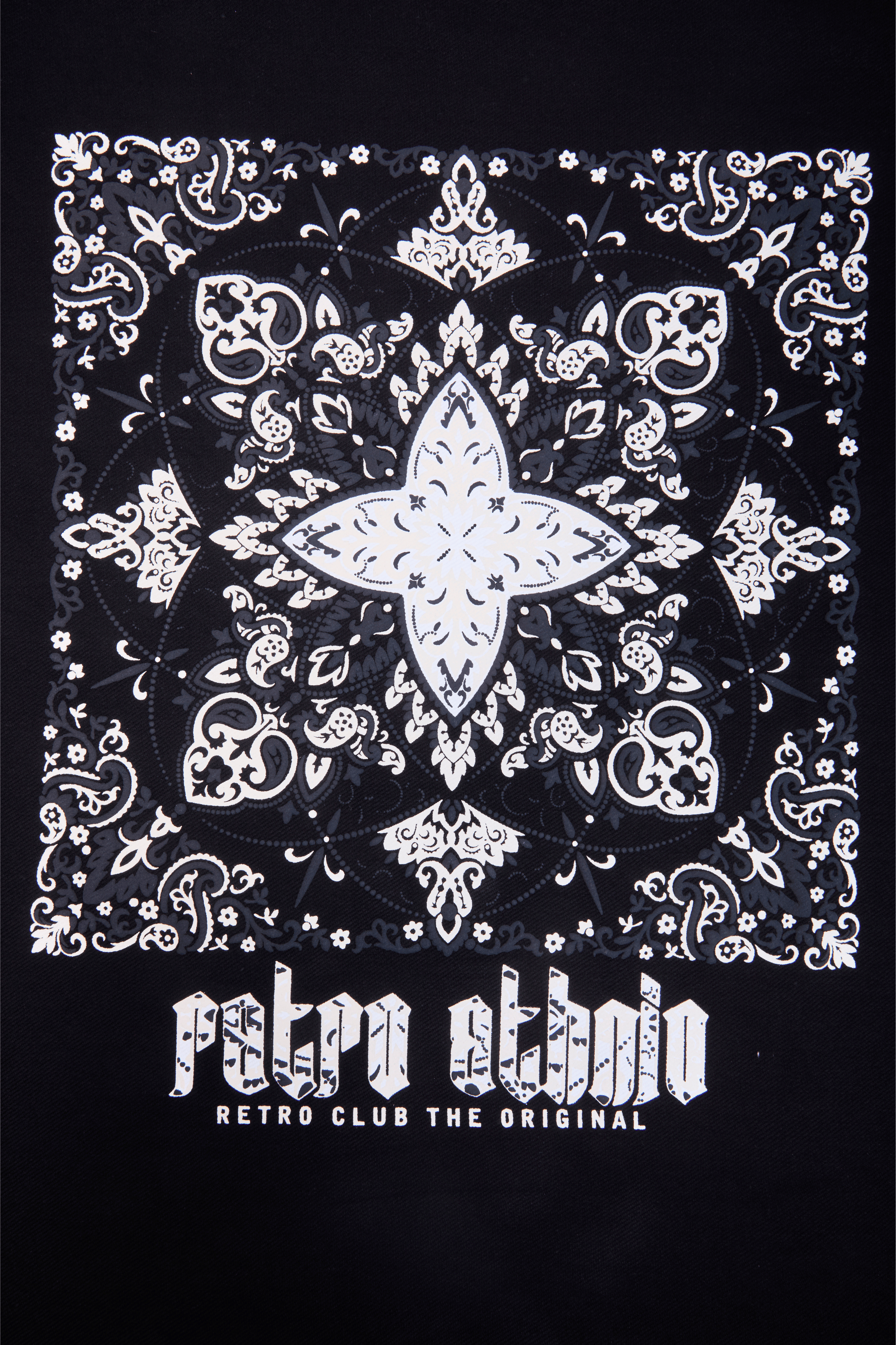 Auraa Retro Ethnic - Velvet Puff Print T-Shirt (Black)
