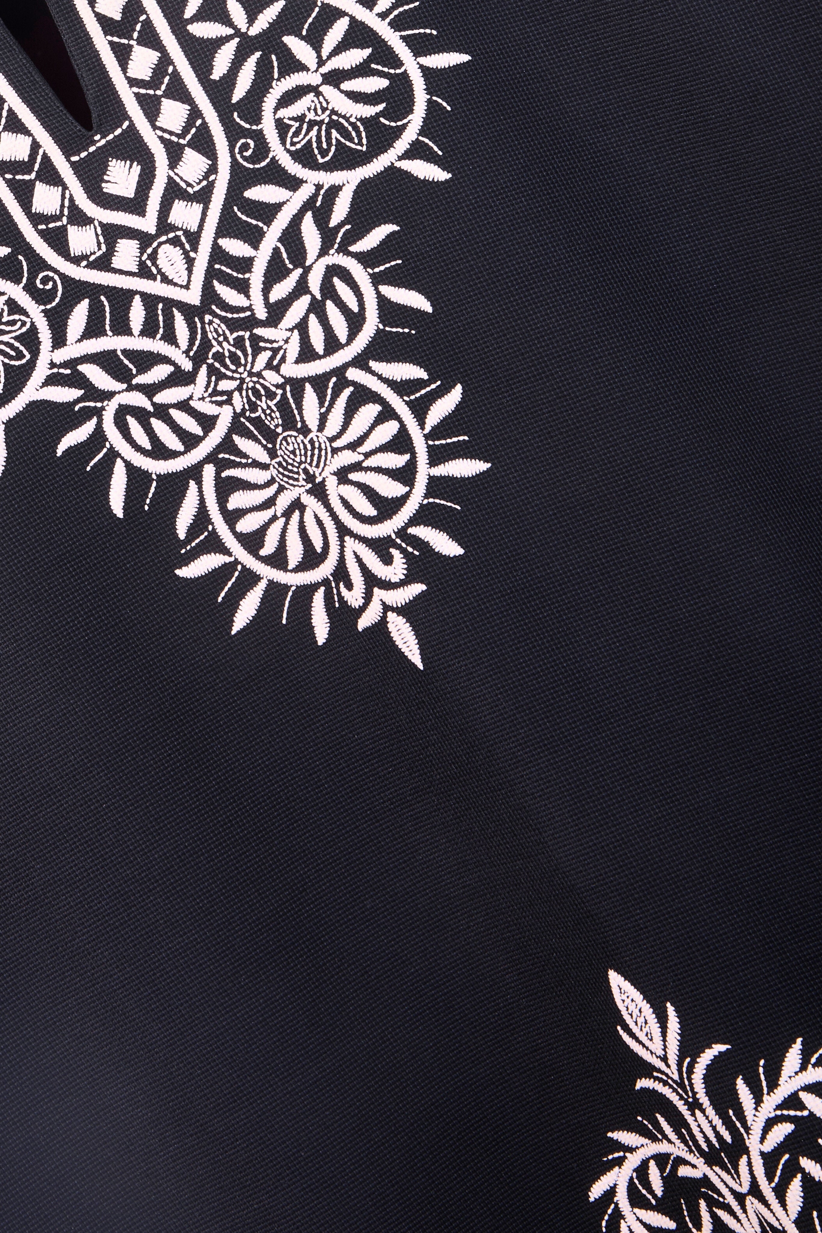 Auraa Woven Legacy - Ethnic Fusion Embroidered Notch Neck T-Shirt (Navy)