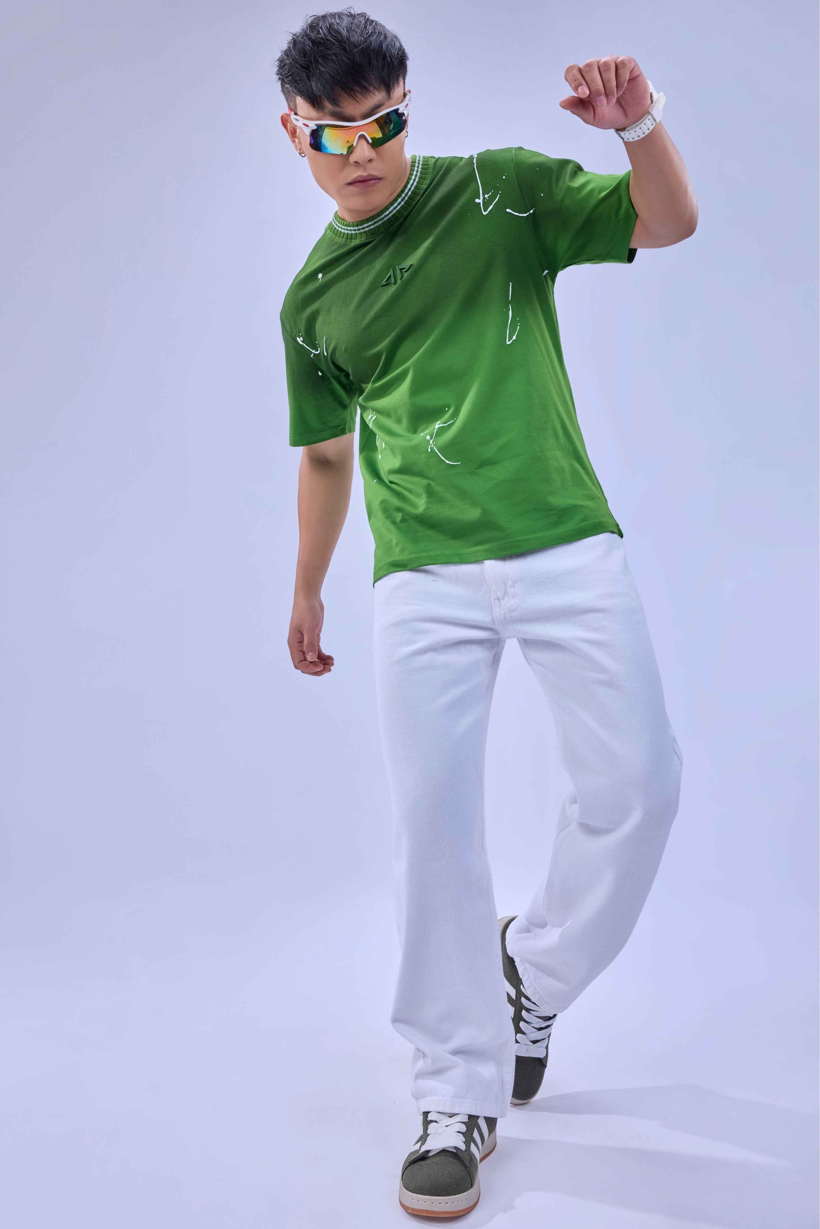 Auraa Urban Canvas - Abstract Paint Splatter Oversized T-Shirt (Green)